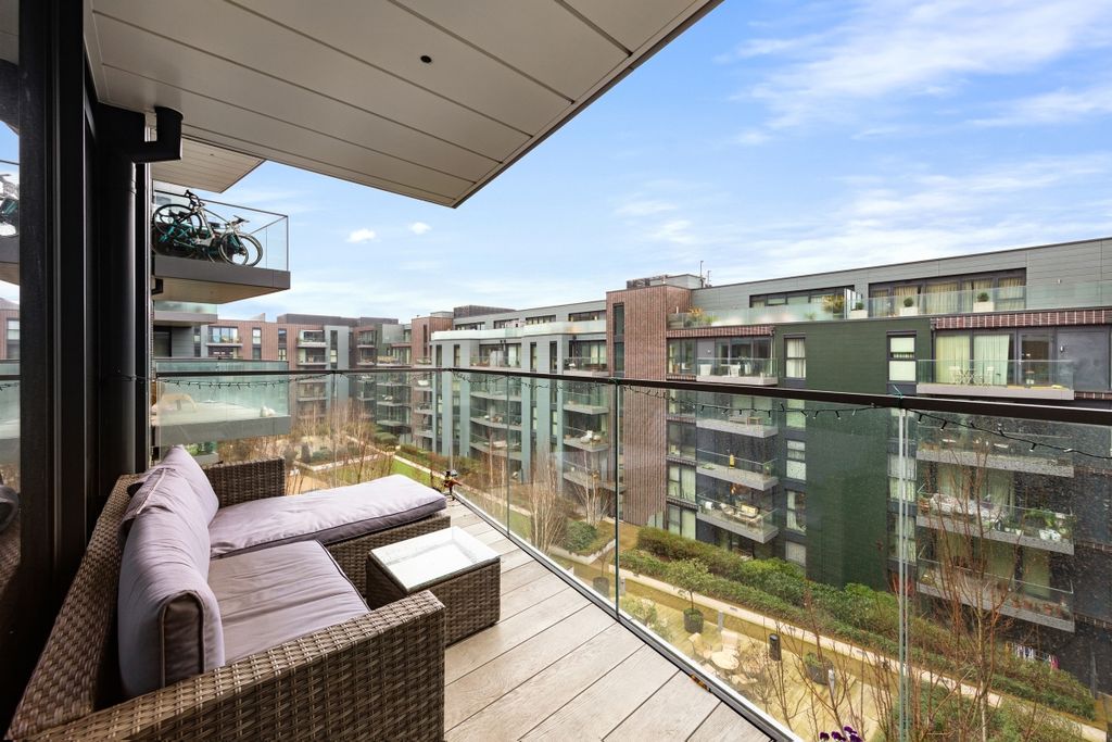 Property photo 3 of 13 094A3747