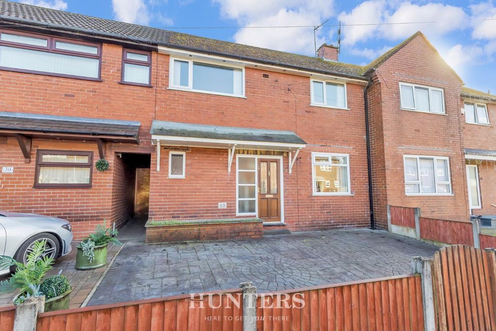 Property photo 1 of 20 Furness Road (21).Jpg