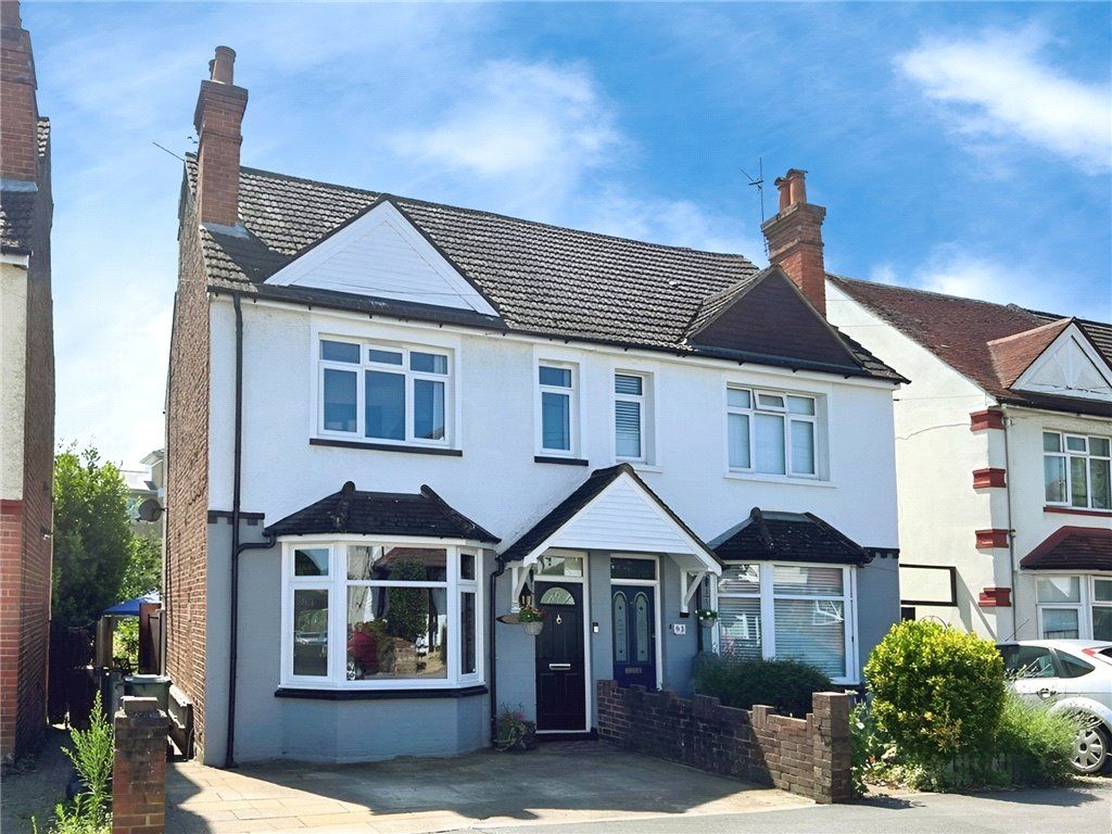 Property photo 1 of 10 External