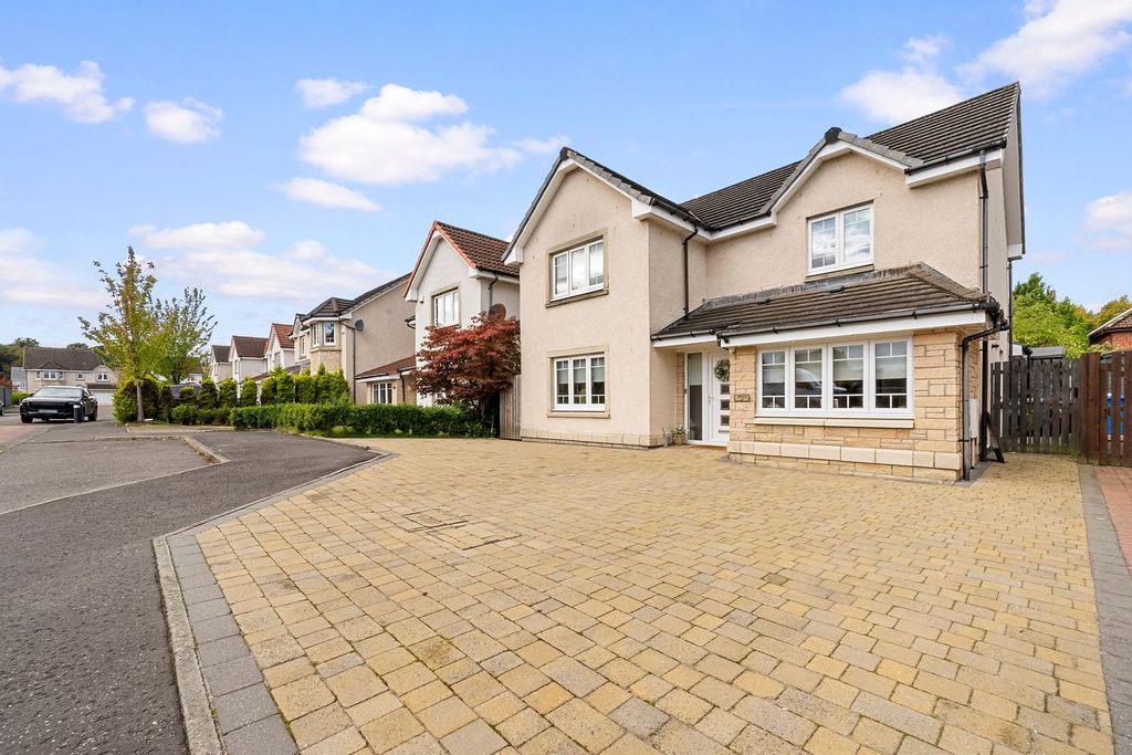Property photo 1 of 39