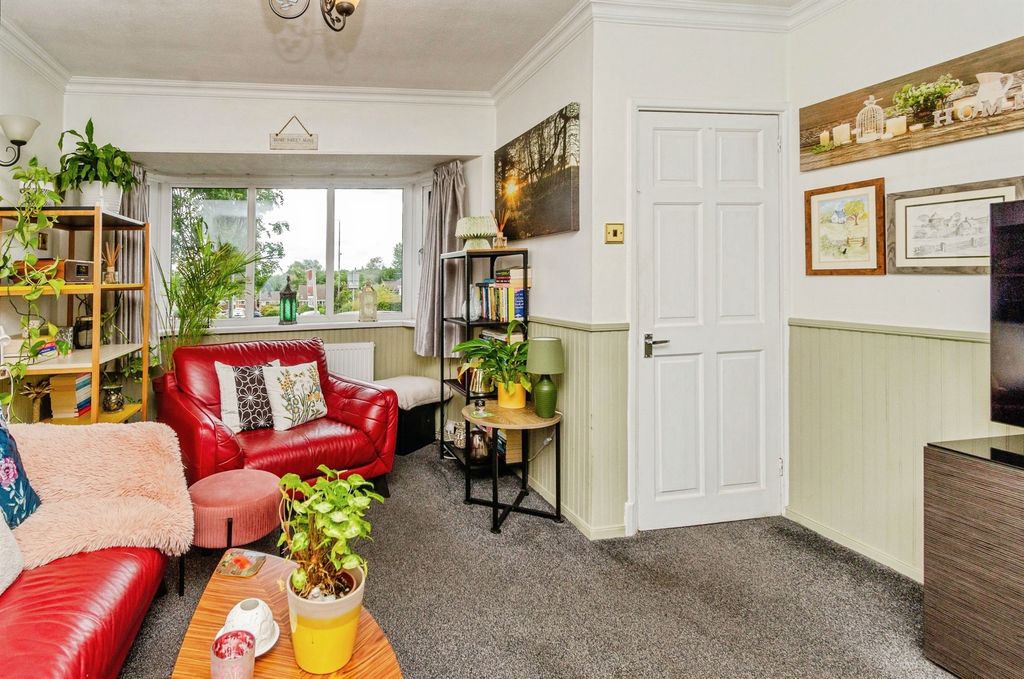 Property photo 3 of 15