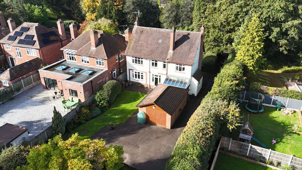 Property photo 3 of 58