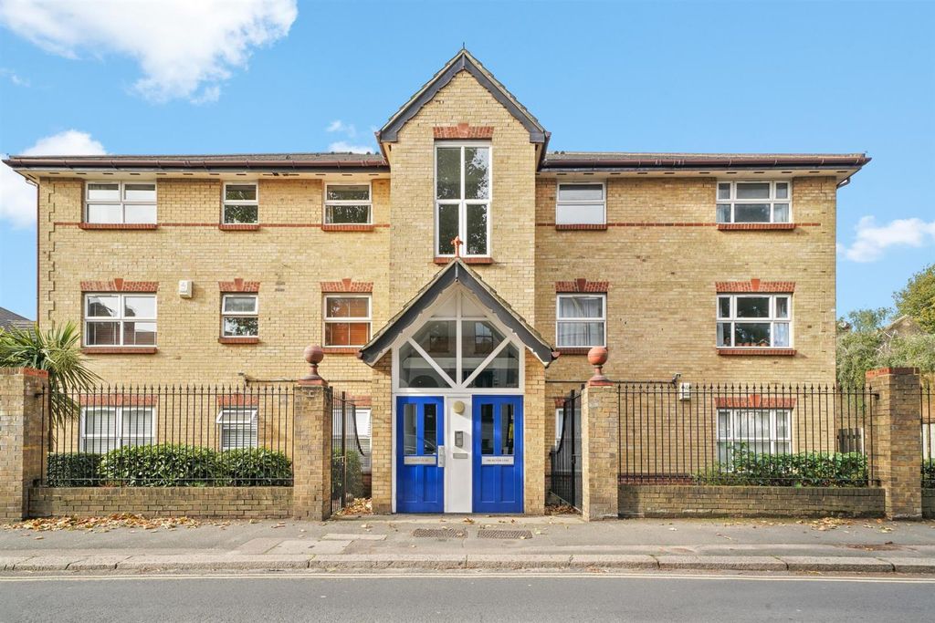 Property photo 1 of 7