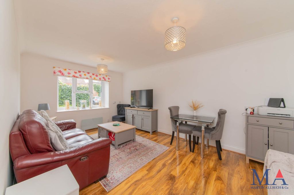Property photo 2 of 15