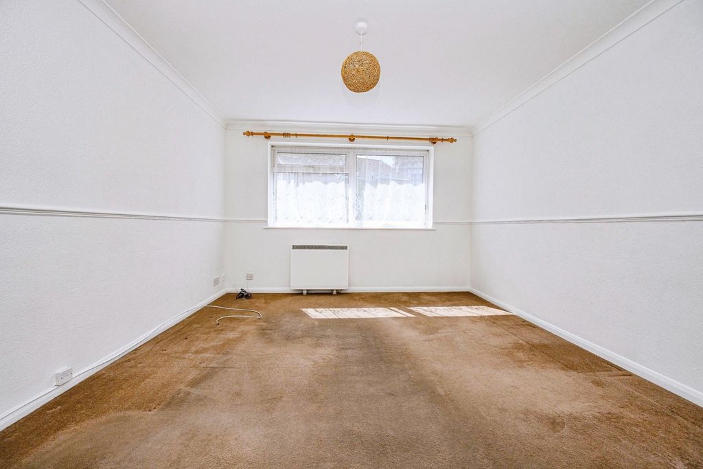 Property photo 2 of 9 Pbox-Img.Jpg