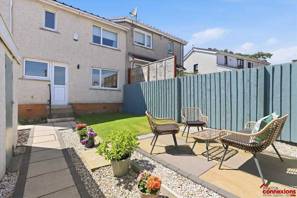 Property photo 2 of 26 Rear Garden