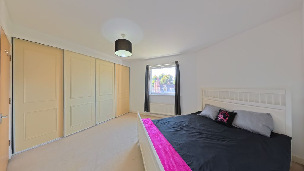 Property photo 2 of 6