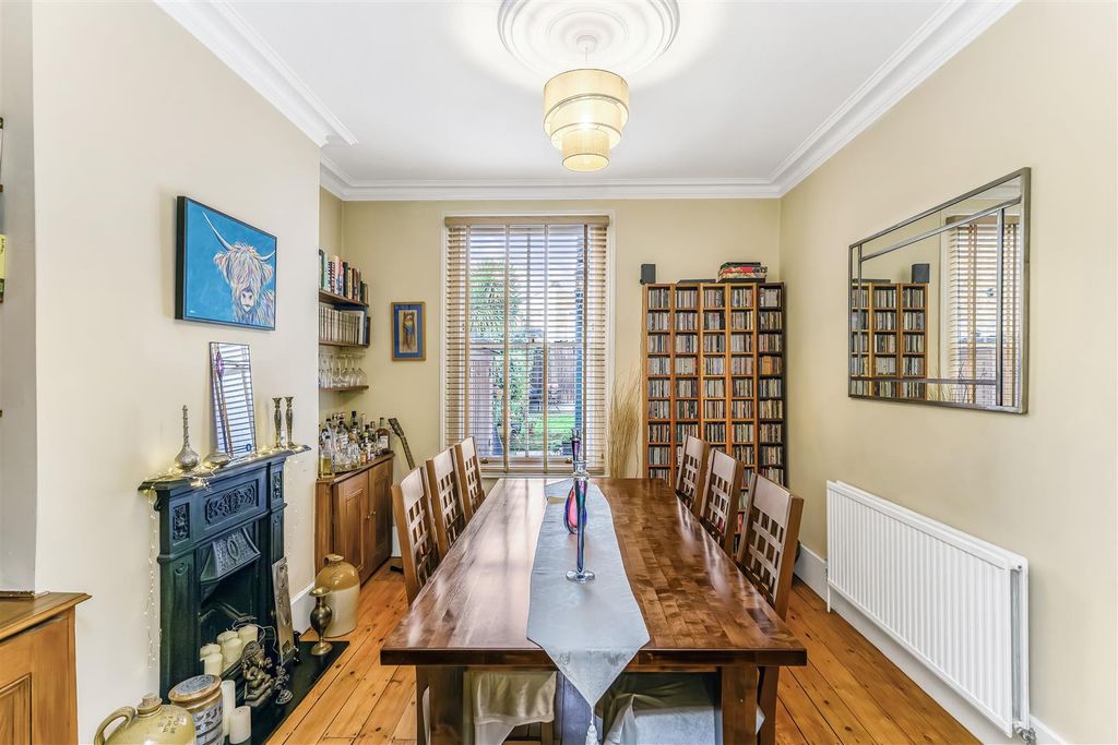 Property photo 3 of 26 97 Barclay Road-21.Jpg