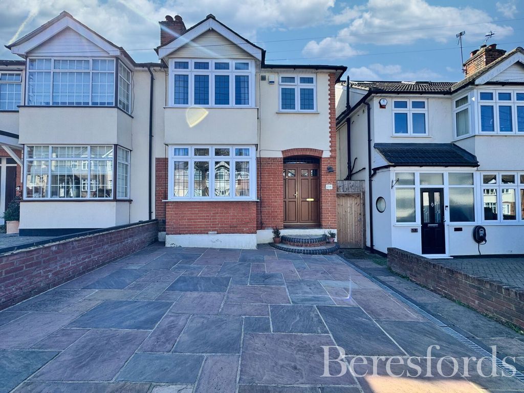 Property photo 1 of 24 Picture No. 32