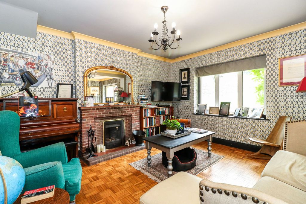 Property photo 3 of 41 Picture No. 09