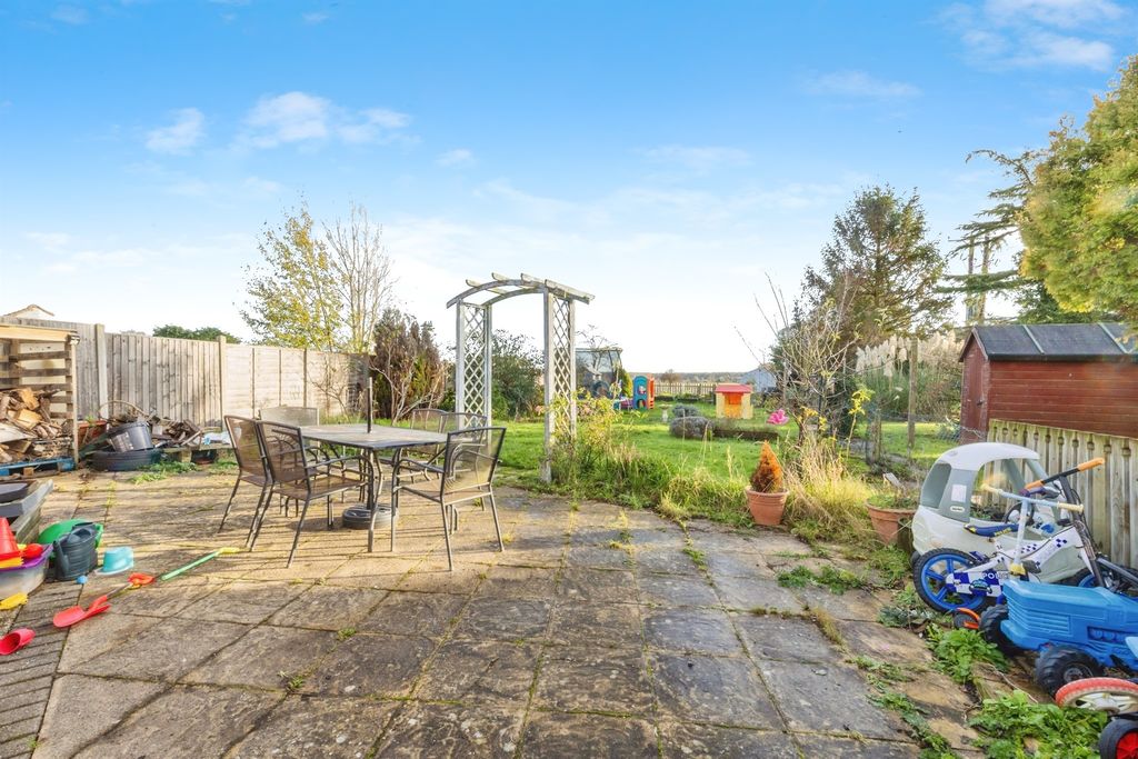 Property photo 2 of 14