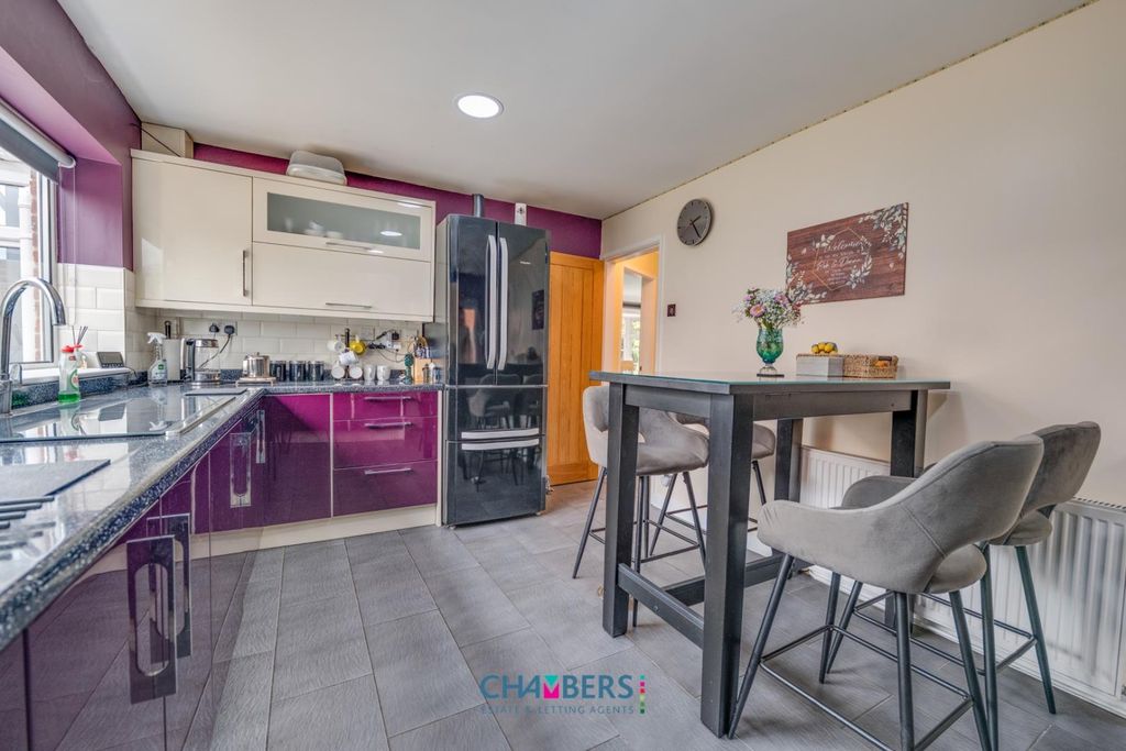 Property photo 3 of 37 Kitchen Diner