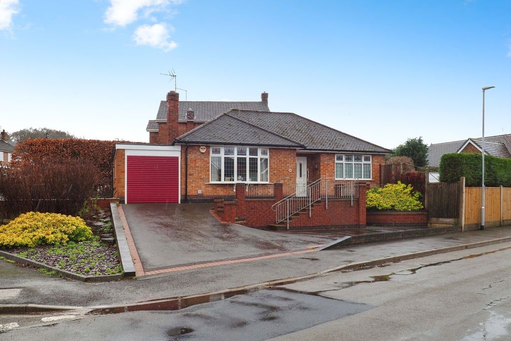 Property photo 1 of 19 Pbox-Img.Jpg