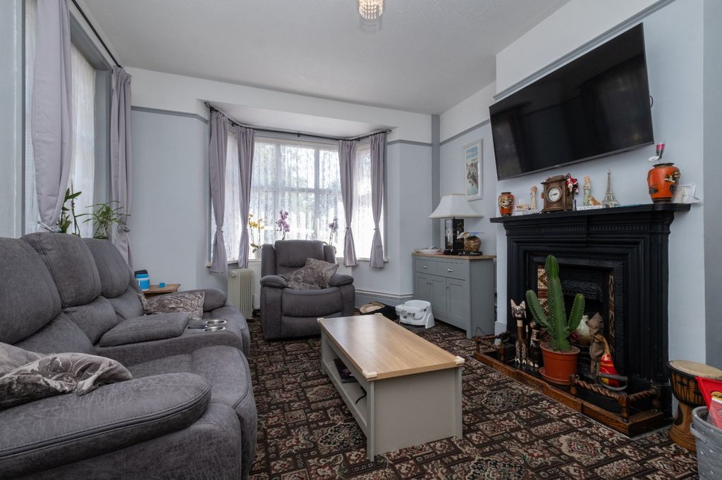 Property photo 2 of 24 Picture 2