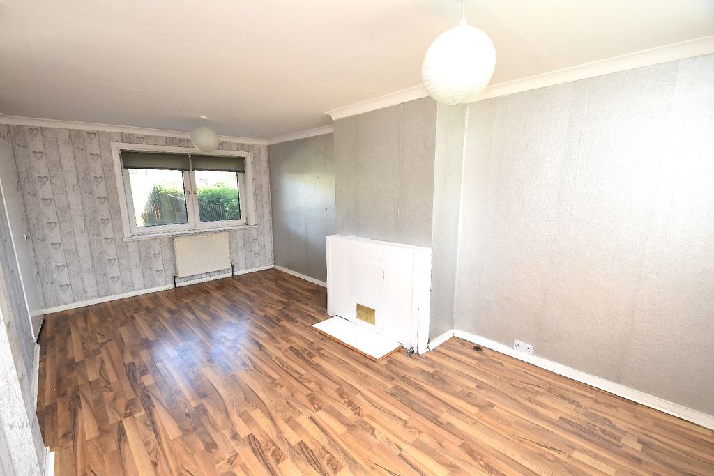 Property photo 3 of 15 5234024
