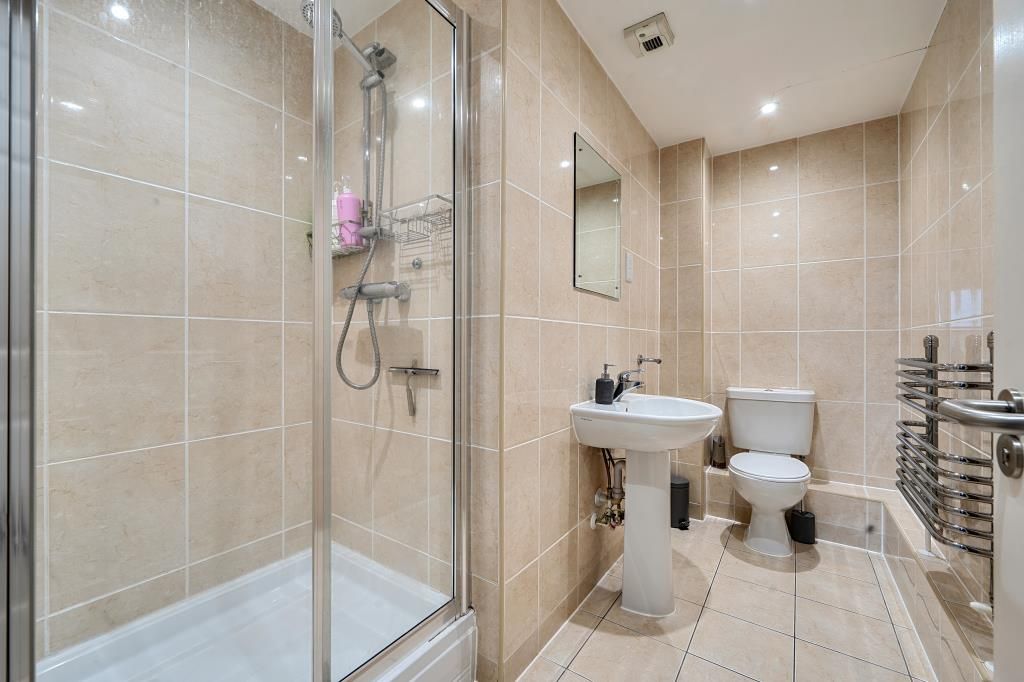 Additional image 17 of 2 bed flat for saleAudley House, Buckingham Road, Bicester, Oxfordshire OX26