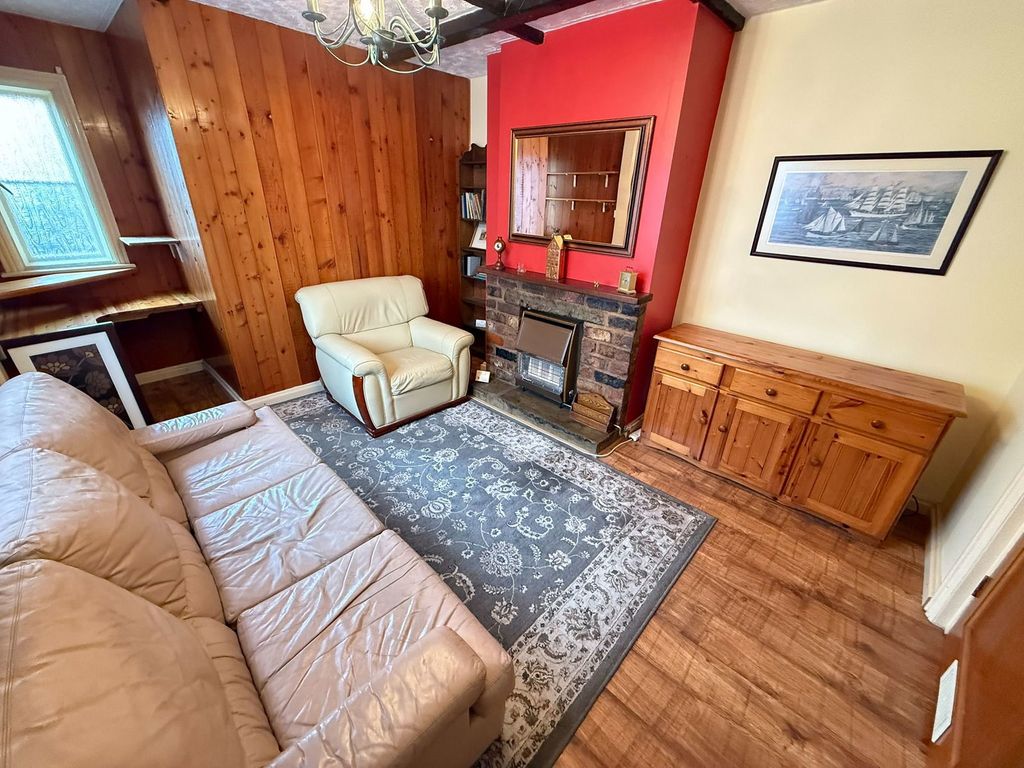 Property photo 2 of 23