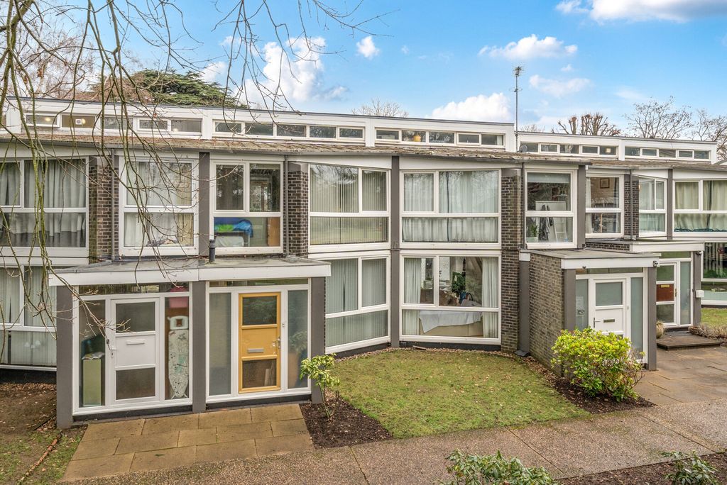 Property photo 1 of 16 1402991-1-6980910...