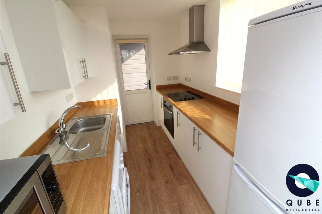 Property photo 2 of 7 Picture No. 04