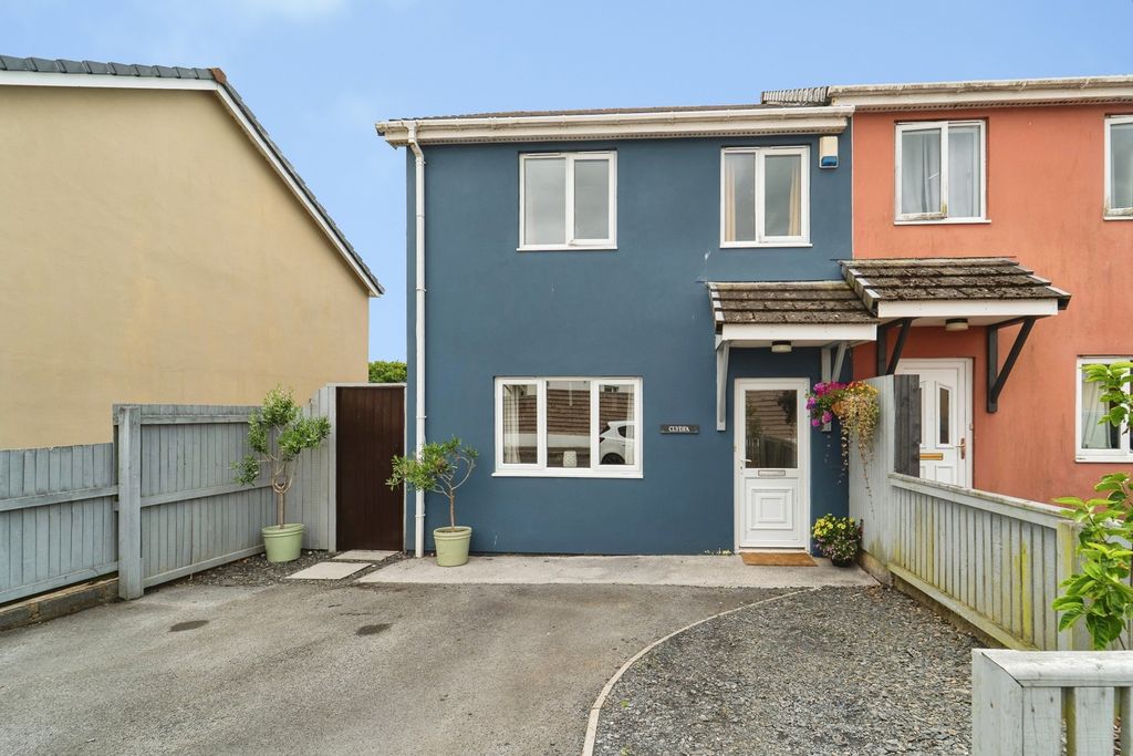 Property photo 1 of 20 Pbox-Img.Jpg