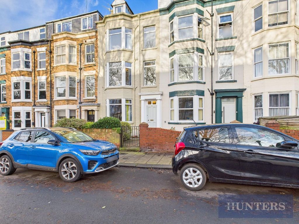 Property photo 1 of 28 Cam05316G0-Pr0274-Still002.Jpg