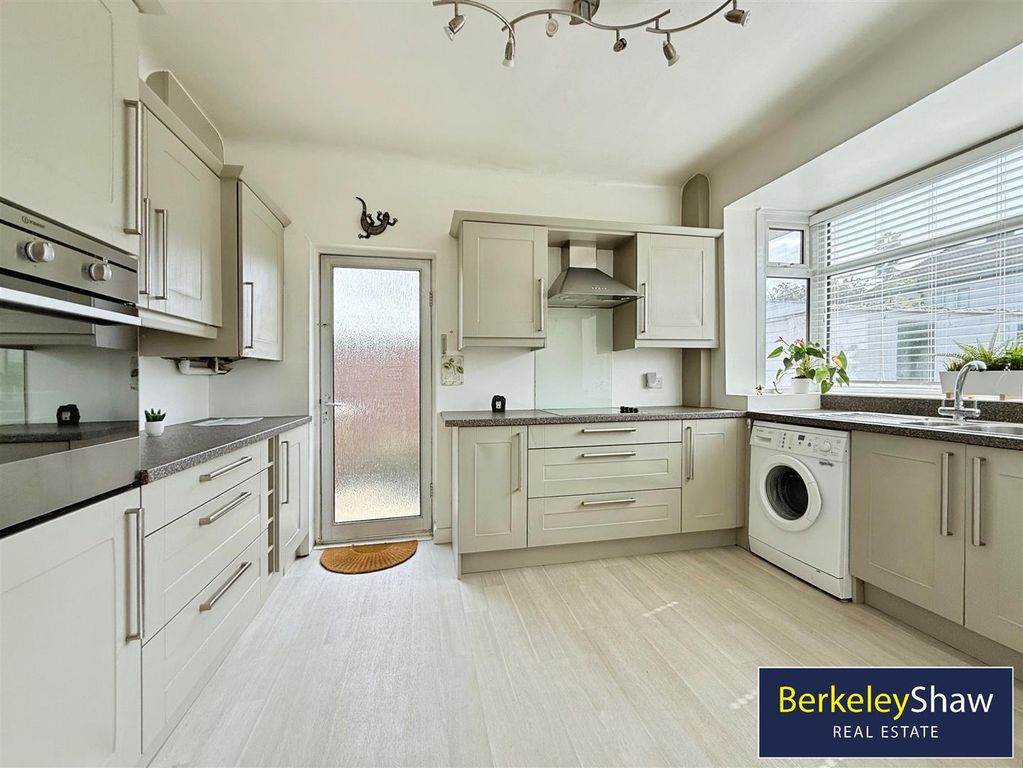 Property photo 2 of 17 8931B74F--4Ef0-Bb99-9Ac1Dd15C210-27812-0000044095B