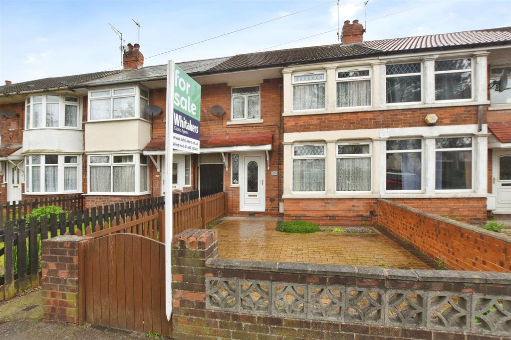 Property photo 1 of 9 Externally