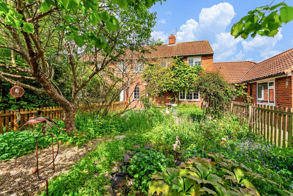 Property photo 1 of 22