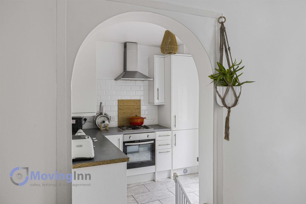 Property photo 3 of 15