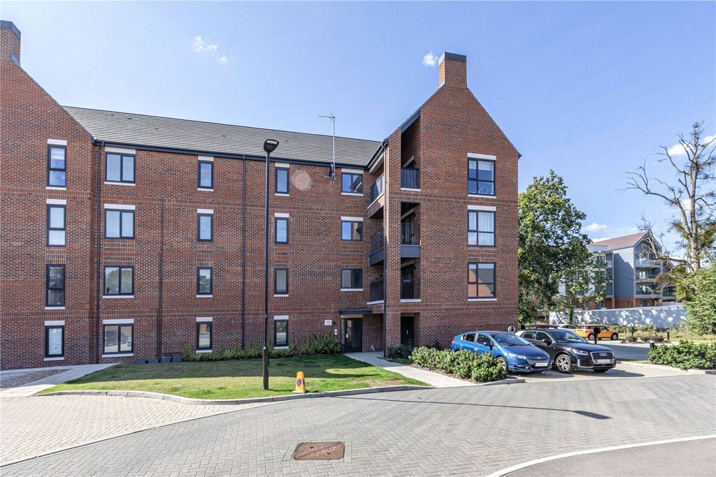 Property photo 2 of 15 Picture No. 04