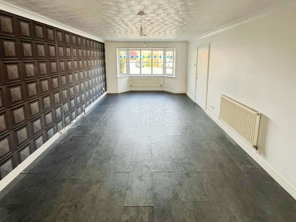 Property photo 2 of 17 Pbox-Img.Jpg