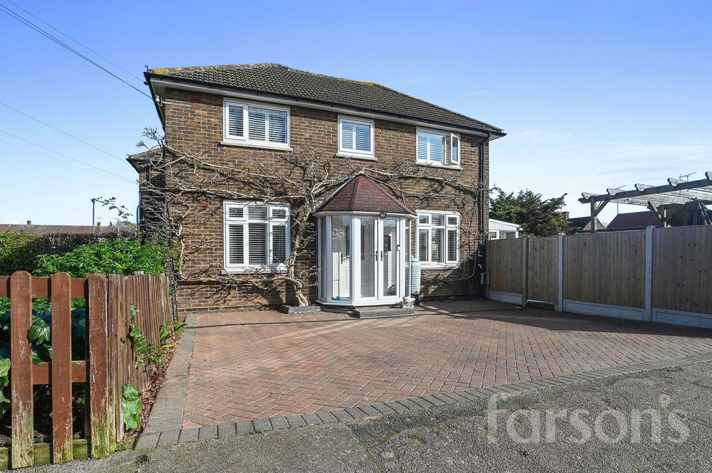 Property photo 1 of 30