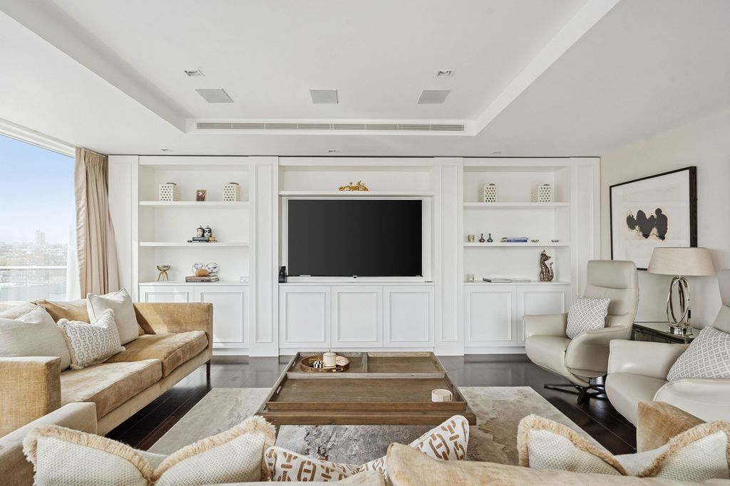 Property photo 1 of 37