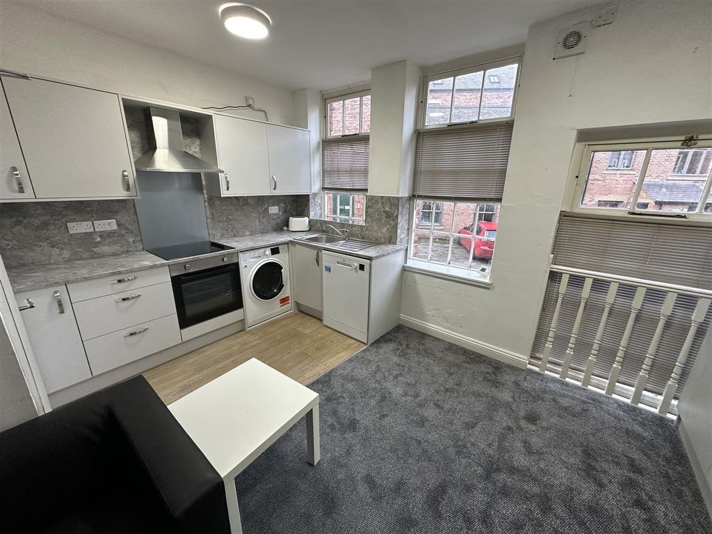 Property photo 3 of 9 Photo 03-10-2023, 17 20 42.Jpg