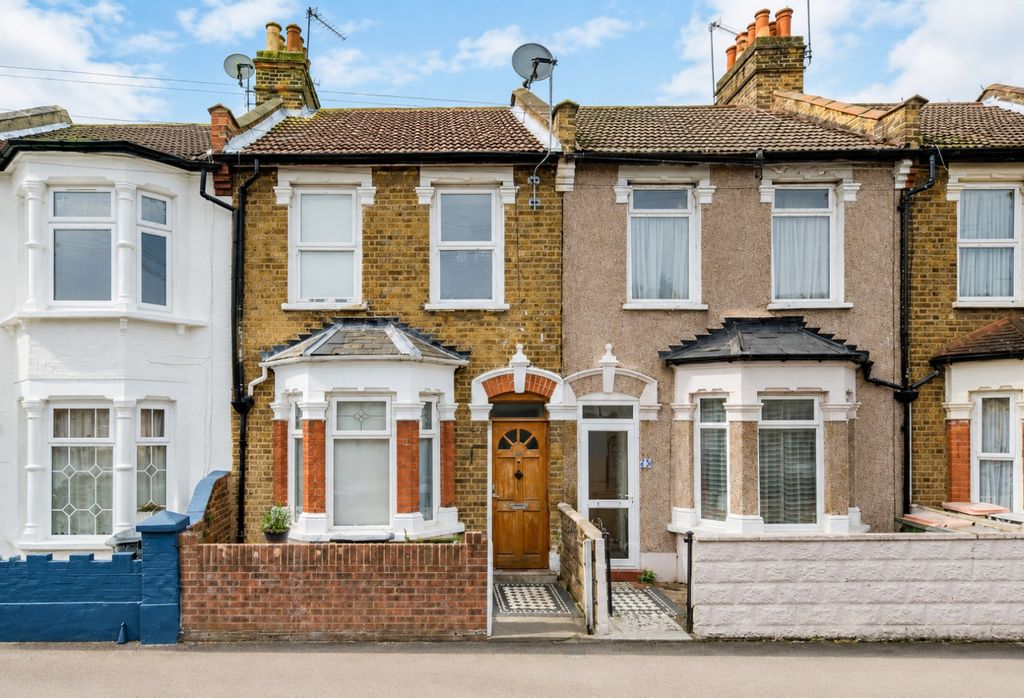 Property photo 1 of 16 5035081