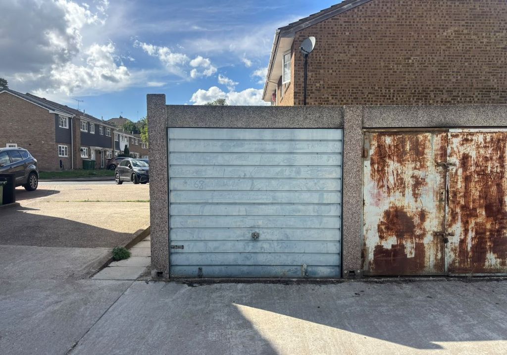 Property photo 1 of 1
