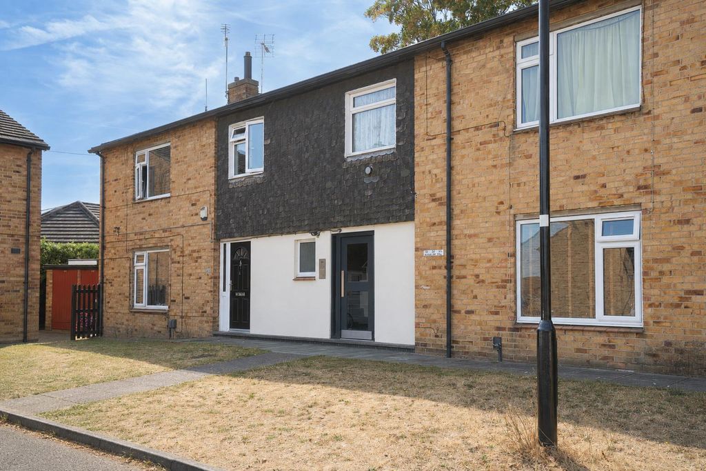 Property photo 1 of 11 External
