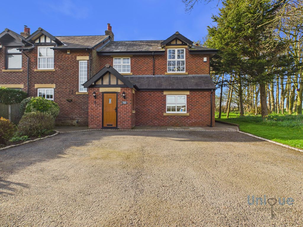 Property photo 1 of 31