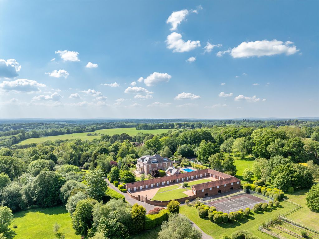 Property photo 2 of 38 Image