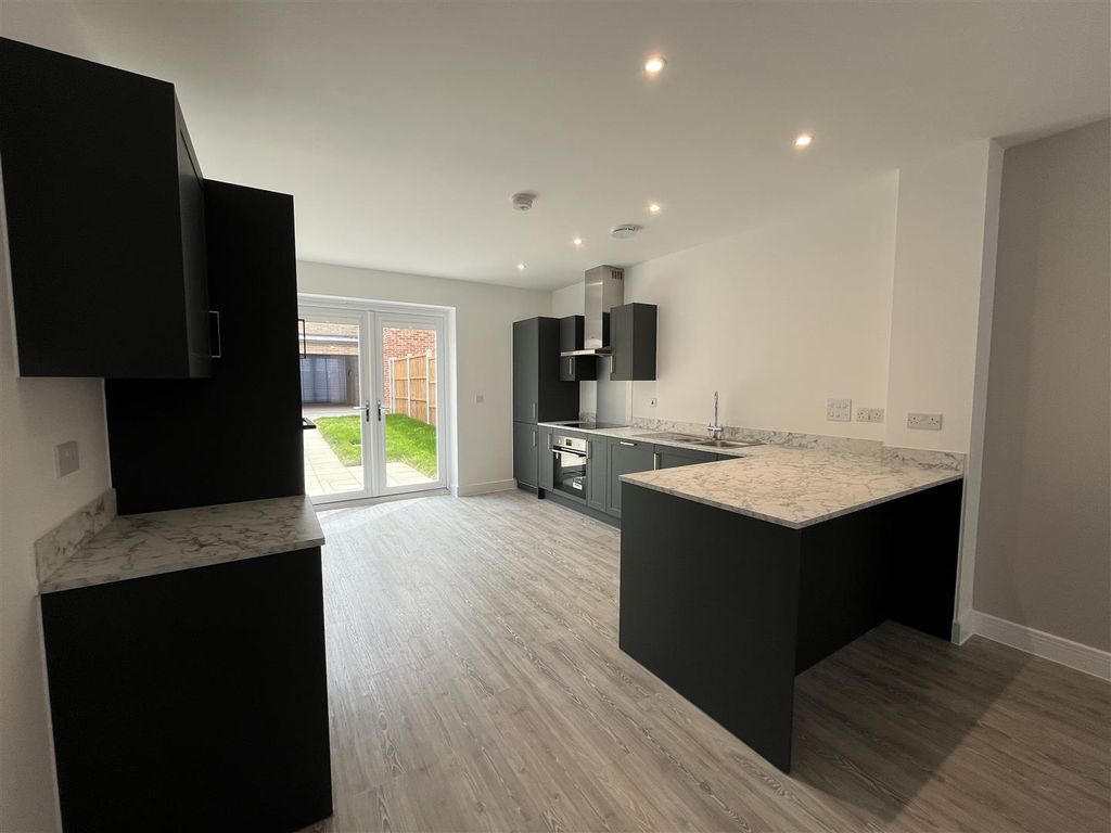 Property photo 3 of 11 Img_1621.Jpg