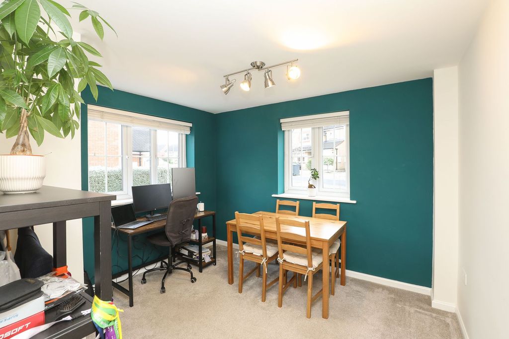 Property photo 3 of 22