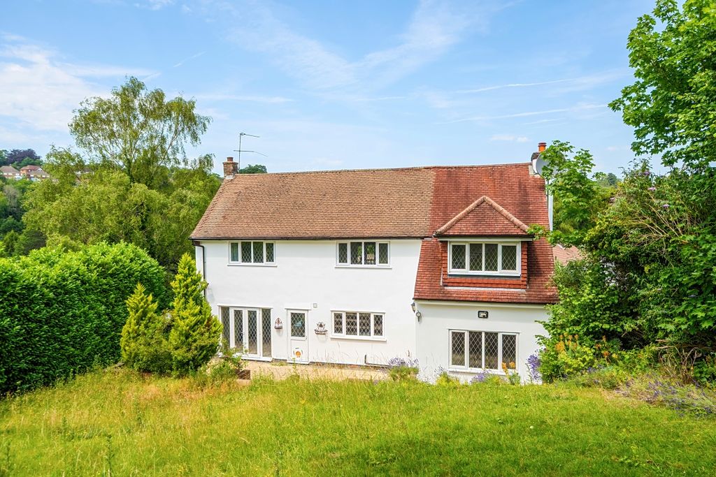 Property photo 2 of 13 1483907-4-6A3E717...
