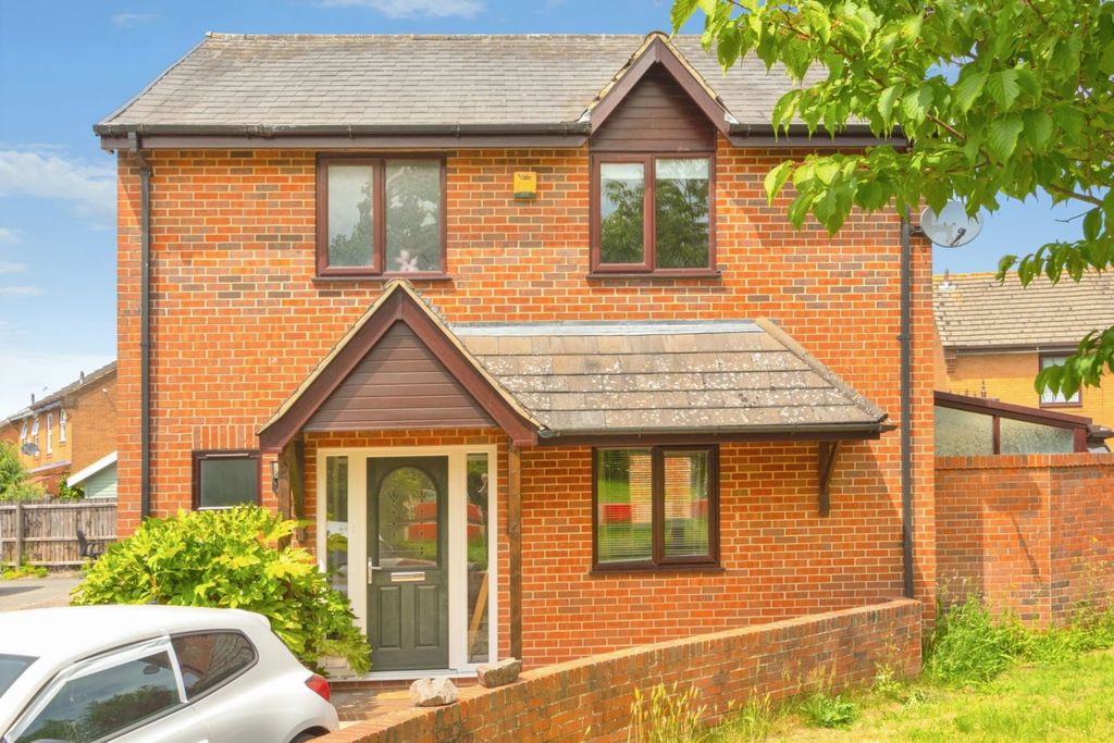 Property photo 2 of 15