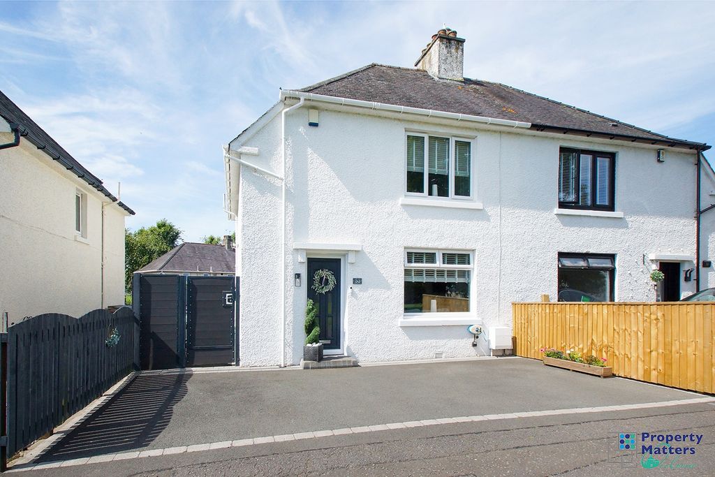 Property photo 1 of 17 3 Bedroom Semi-Detached Villa