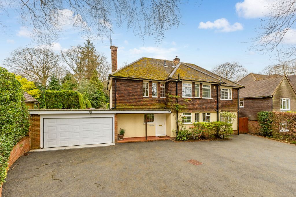 Additional image 12 of 5 bed detached house for saleStockton Avenue, Fleet GU51