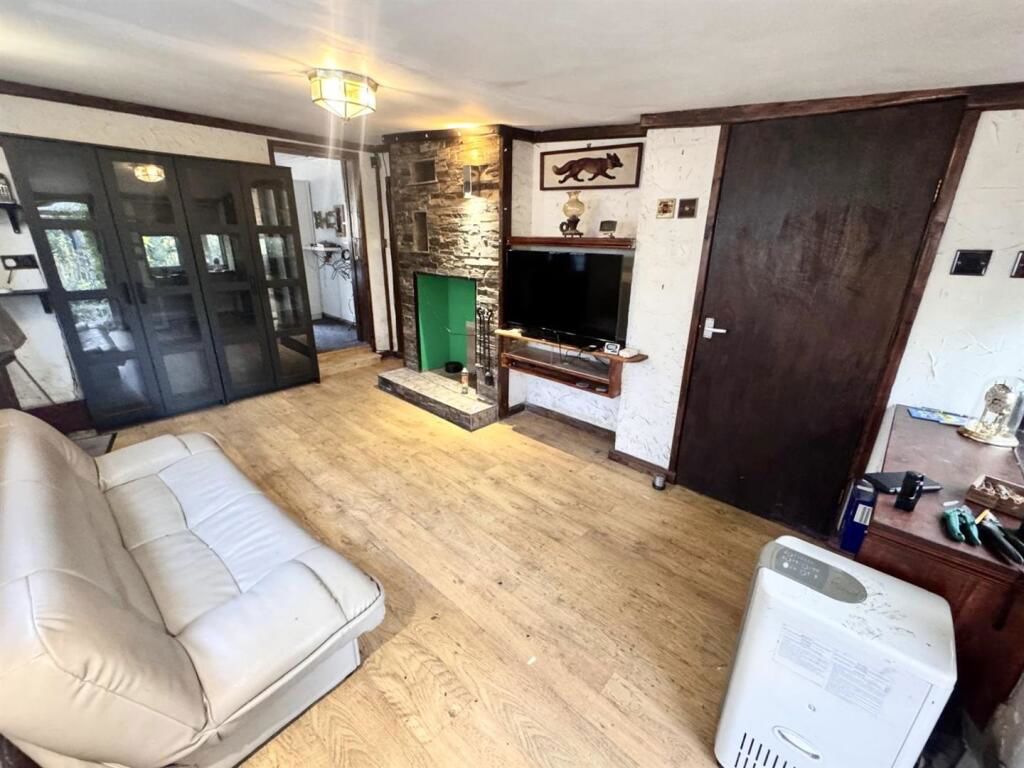 Property photo 3 of 30