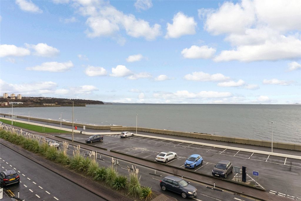 Property photo 2 of 21 View