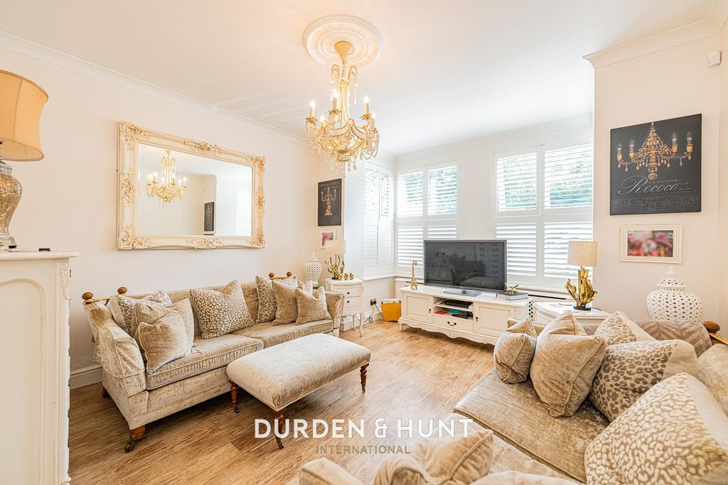Property photo 2 of 18 Palmerston-24.Jpg
