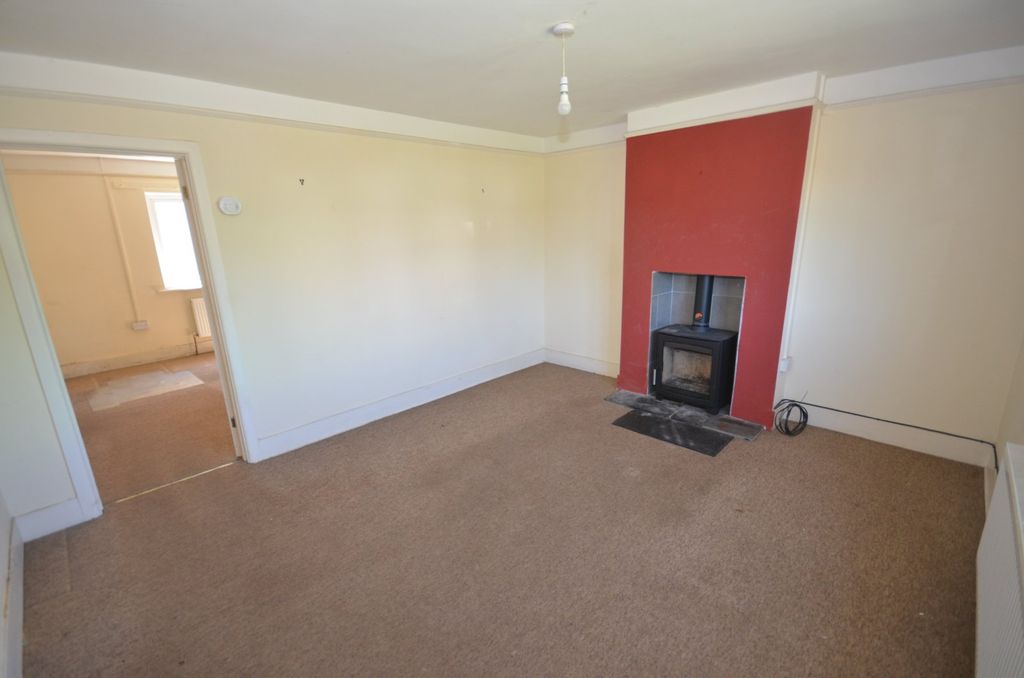 Property photo 2 of 7 Picture No. 12