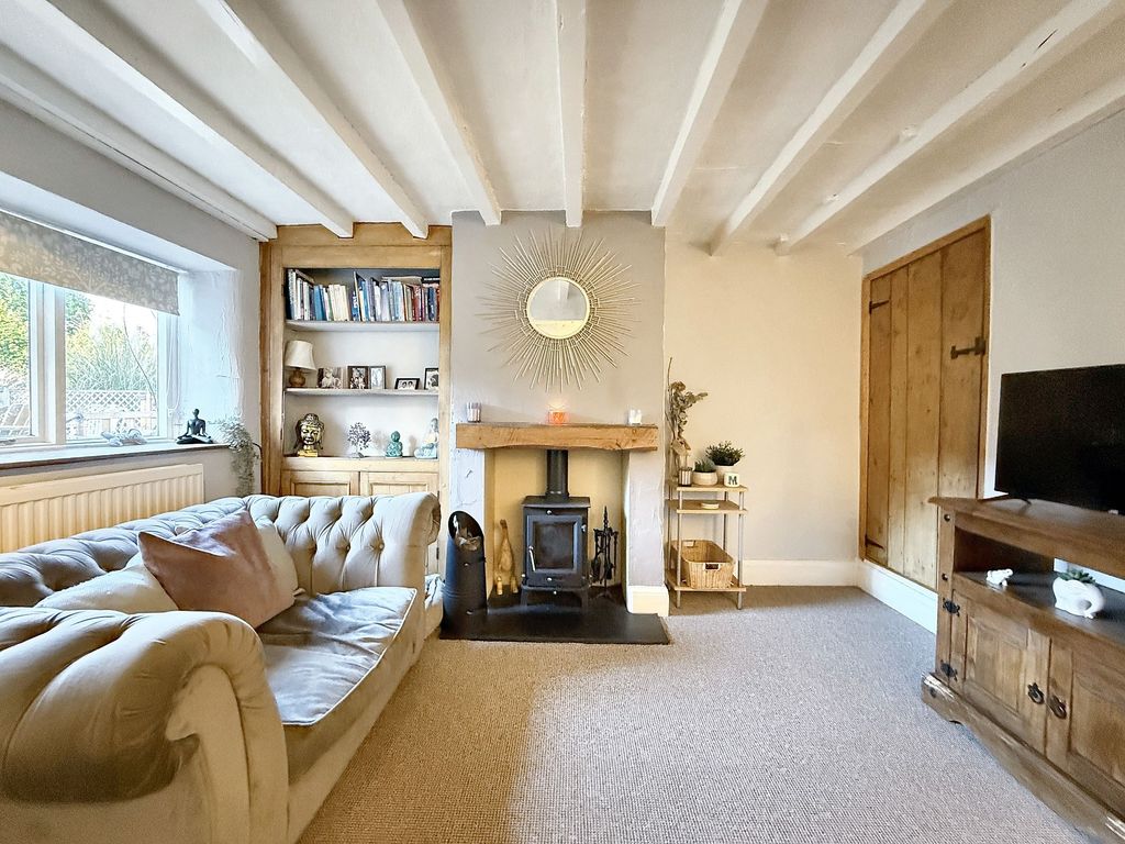 Property photo 2 of 24